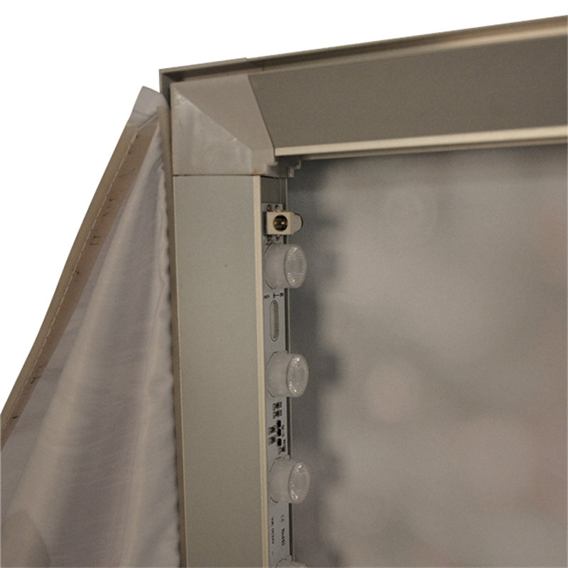 CAJA DE LUZ CON BASE PARA AGUA