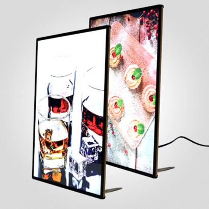 PANEL MENU SLIM BOX 1 CARA A3 CON PINES (312X427) COLOR PLATEADO COLOR: PLATEADO VOLTAJE: 12V