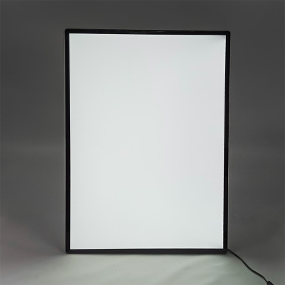 PANEL MENU SLIM BOX 1 CARA A3 CON PINES (312X427) COLOR NEGRO COLOR: NEGRO VOLTAJE: 12V