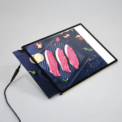 PANEL MENU SLIM BOX 1 CARA A4 CON PINES (225X304) COLOR NEGRO COLOR: NEGRO VOLTAJE: 12V