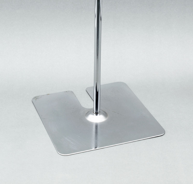 PORTA GRAFICA MINI T EXTENSIBLE MEDIDA AJUSTABLE 19.5*30 A 53 CMS CON PINZAS Y BASE CUADRADA METAL